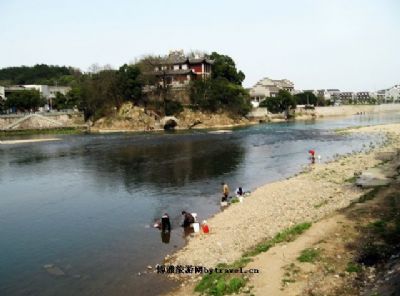 溪口風(fēng)景區(qū)為國家AAAAA級旅游景區(qū)溪口旅游